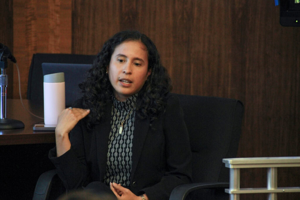 Tanny Chavez Esparza, Computational Research Scientist at Lawrence Berkeley National Laboratory, speaks to legislative staff at the AI Academy.